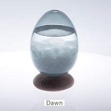 画像をギャラリービューアに読み込む, 天候の変化で結晶の形が変わる たまご型のオブジェ Tempo Pulse(テンポ パルス)