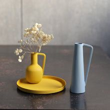 画像をギャラリービューアに読み込む, アイアンの質感が特徴的 Valente Unpo(ヴァレンテ ウンポ)