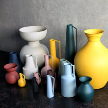 画像をギャラリービューアに読み込む, アイアンの質感が特徴的 Valente Unpo(ヴァレンテ ウンポ)