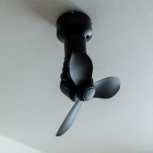 洗練されたミニマルデザインで、空間に溶け込むシーリングファン 3D CEILING FAN（スリーディシーリングファン）