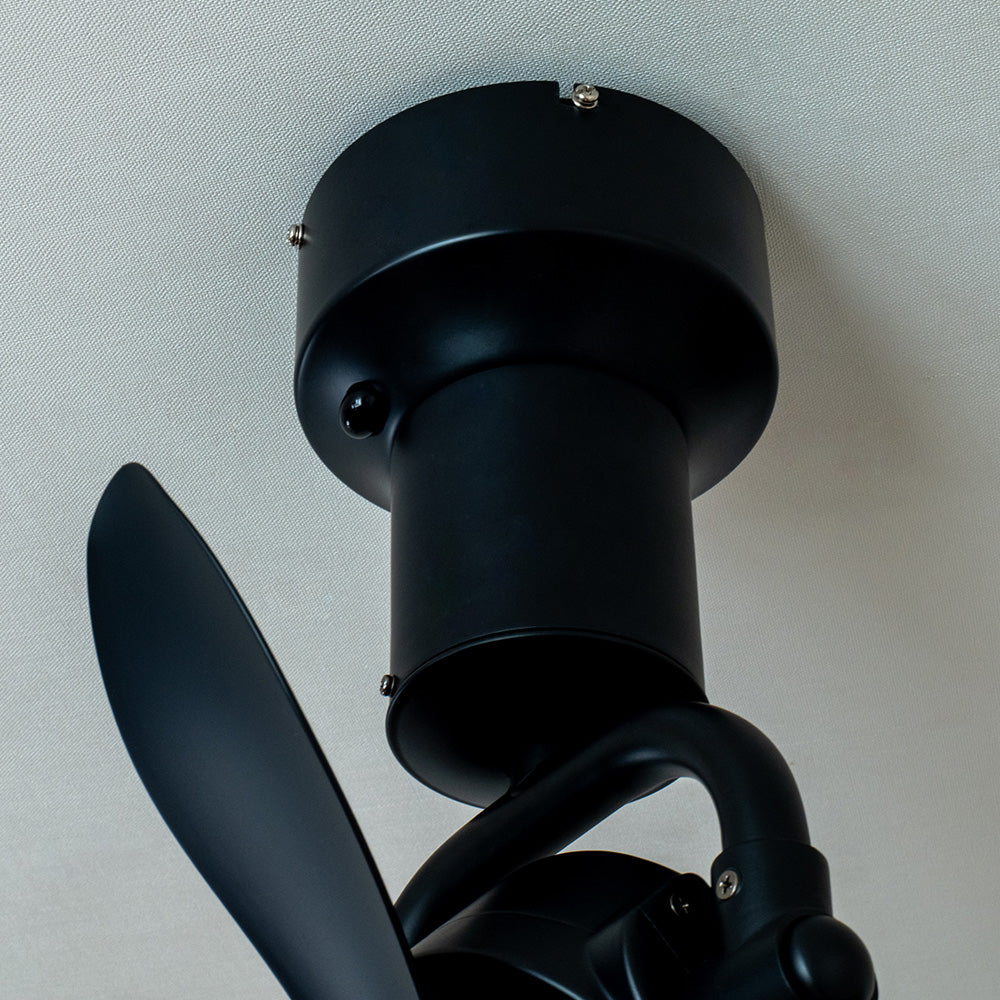 洗練されたミニマルデザインで、空間に溶け込むシーリングファン 3D