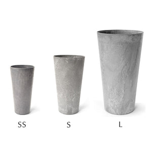 自然環境に近い状態を表現できる縦長プランター ART STONE TALL（アートストーン トール）