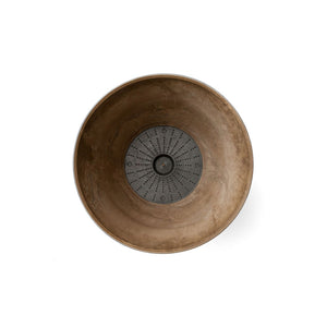 自然環境に近い状態を表現できるプランター ART STONE（アートストーン）