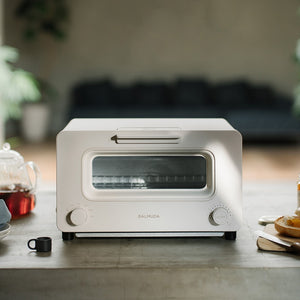 この一台で朝を変える 感動のトースター BALMUDA The Toaster
