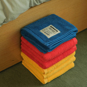 ふわふわの肌触りが特徴で洗濯時の変形が少ないカラータオル BANACO ROUCO COLOR TOWEL