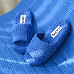 やわらかいテリー素材でふんわりした快適な履き心地のスリッパ BANACO VIVID TERRY ROOM SLIPPER