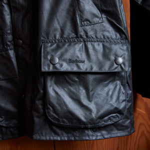 Barbour（バブアー）の定番モデル ワックス コットン ブルゾン （ オーバーサイズ フィット ）