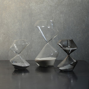 新しい形状と美しさを持つガラス製 砂時計 Benedikt（ベネディクト）