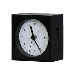 最小限で正確に 生活に溶け込むミニマルな電波時計 BEZEL（ベゼル）