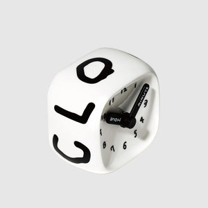 【予約商品】手のひらサイズの愛らしいキューブ型デスククロック Bmix Studio INAP EDITION CUBE CLOCK