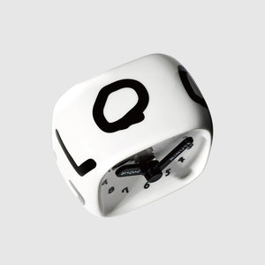 【予約商品】手のひらサイズの愛らしいキューブ型デスククロック Bmix Studio INAP EDITION CUBE CLOCK