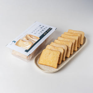 こだわりの高級生食パンを使用した 発酵バターの食パンラスク