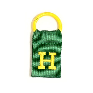 厚みのあるタフなナイロンテープを使用した COLLEGE LETTER TAG（カレッジレタータグ）