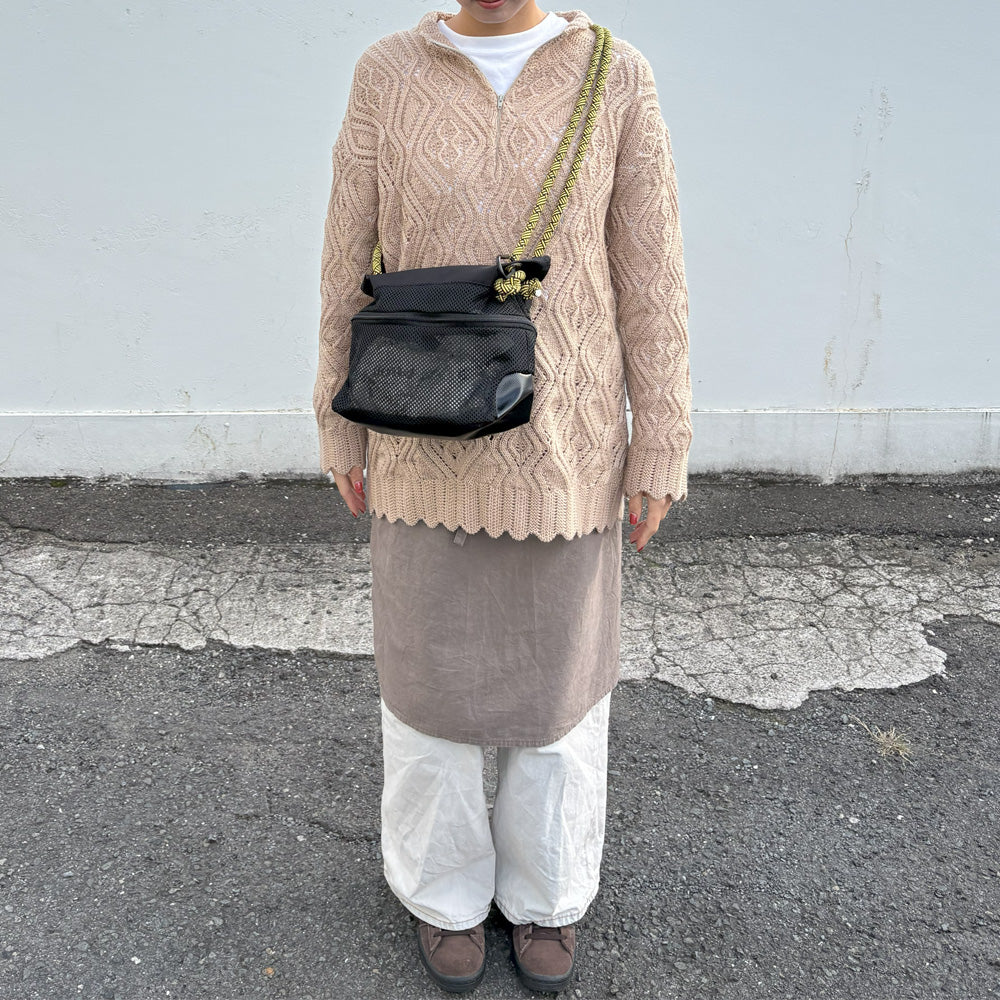 中心部分が伸びて容量が増えるメッシュバッグ CYCLE BAG MESH MINI
