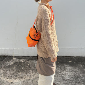 中心部分が伸びて容量が増えるメッシュバッグ CYCLE BAG MESH MINI