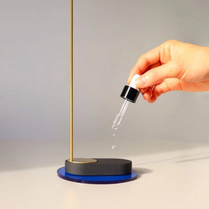 審美的なオブジェにディフューザー機能が備わったインテリアモビール Diffuser Desk Mobile／BLUE BALCONY