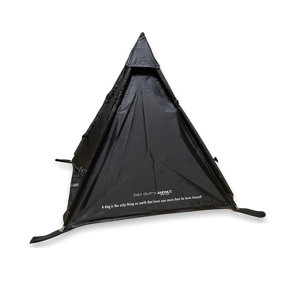 実用性も高く犬も喜ぶドッグテント DOG TIPPY TENT（ドッグ ティピ