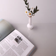 画像をギャラリービューアに読み込む, ボールペンであり、一輪挿しでもある doodoo VASE Desk Pen
