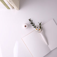 画像をギャラリービューアに読み込む, ボールペンであり、一輪挿しでもある doodoo VASE Desk Pen
