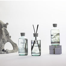 画像をギャラリービューアに読み込む, 香りが持つ世界が映り込む 大容量のディフューザー Enel（エネル）
