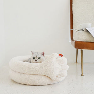 ユニークなジェスチャーデザインのふわふわ猫用ベッド FINGERS PET BEDS
