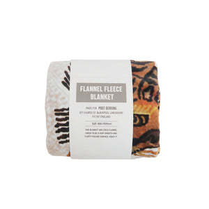 柔らかな手触りが心地よい 90×150cmの大判サイズ FLANNEL FLEECE BLANKET（フランネル フリースブランケット）
