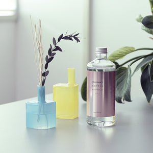 そのままでも詰め替えとしても使える FRAGRANCE BOTTLE（フレグランスボトル）