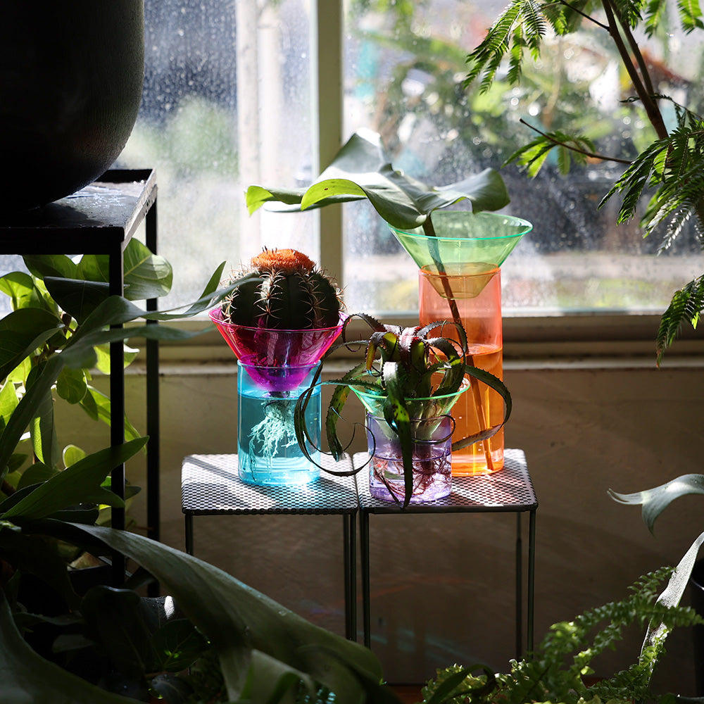 上下セパレート構造 ネオンカラーのガラス製フラワーベース GLOW GROW