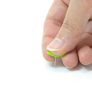 小さな新芽が顔を出したような、かわいいフォルムのプッシュピン Green Pin（グリーンピン）5本セット