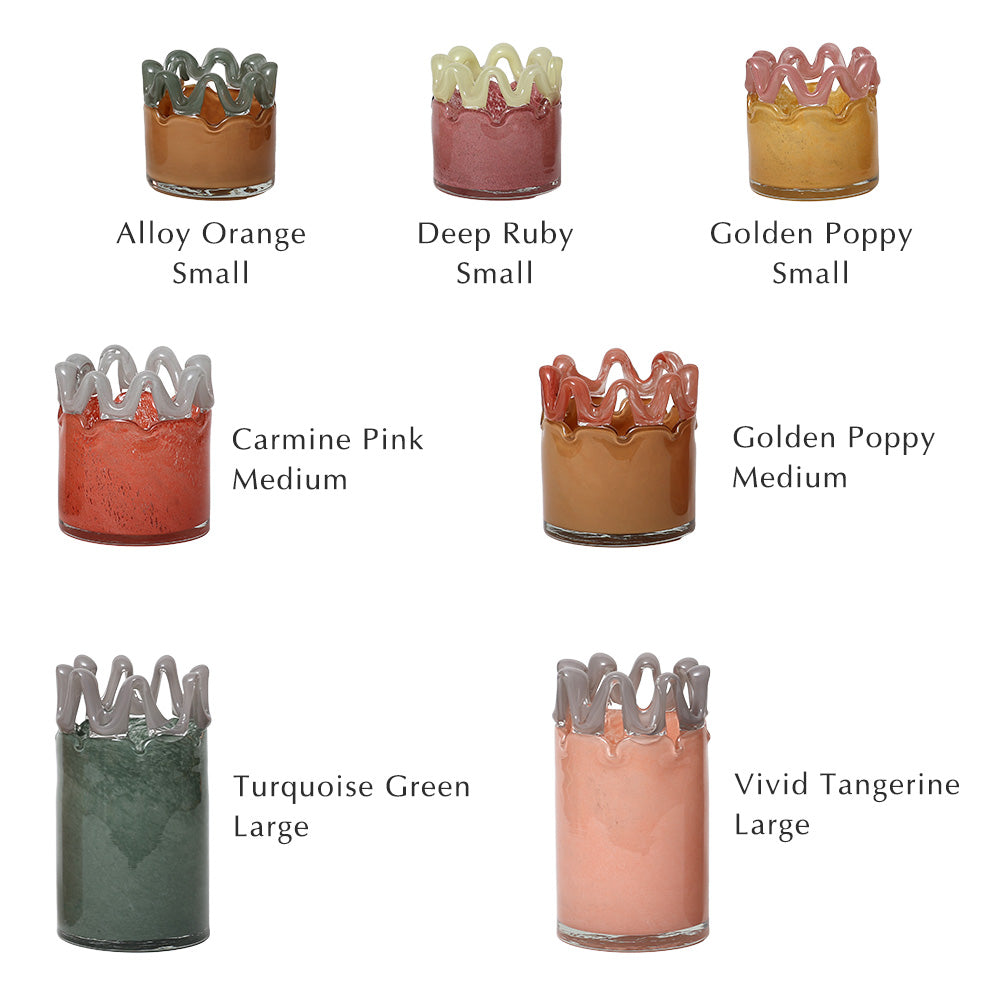 水面の波紋を閉じ込めたかのような優雅さを演出するフラワーベース