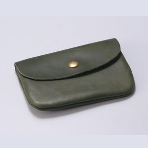 手のひらに収まるコンパクトなサイズの財布 Hawk Multi Mini Wallet