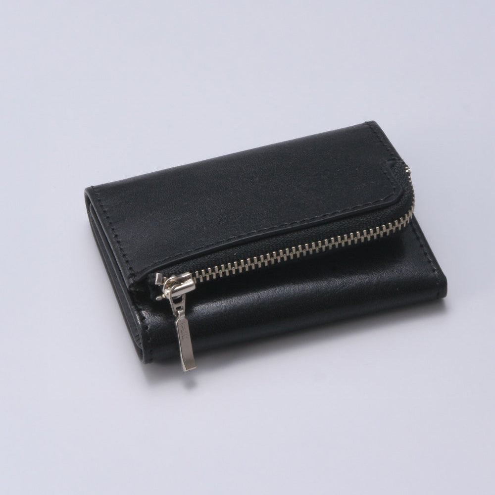 黒色鉱石 手のひらサイズ 762m4.jpg