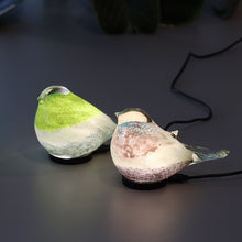 画像をギャラリービューアに読み込む, 丸くてかわいい小鳥たちをモチーフとしたガラス製のインテリアオブジェランプ HEALING LITTLE BIRD（ヒーリング リトル バード）
