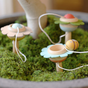花と昆虫、小鳥たちが織りなす楽しさ！お子様の初めてのけん玉 KENDAMA BABY（ケンダマ ベビー）