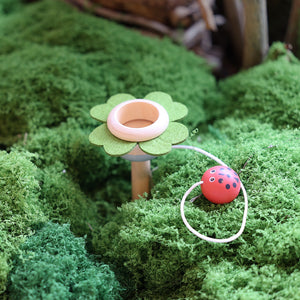花と昆虫、小鳥たちが織りなす楽しさ！お子様の初めてのけん玉 KENDAMA BABY（ケンダマ ベビー）