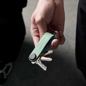 丈夫なプラスチックラバー製のキーケース Key Organiser Active（キーオーガナイザー アクティブ）