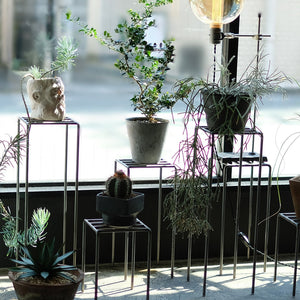 植物を引き立てるプランタースタンド KNOP plant stands（ノップ プラントスタンド）