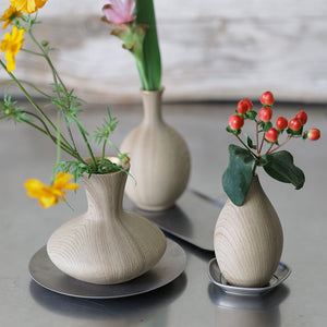 【予約商品】木の模様を丁寧にプリントした陶器製の一輪挿し KOKKOLA（コッコラ）