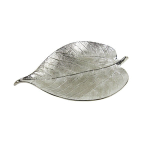 使い込むほど味わい深くなる、経年変化を楽しめるトレー LEAF TRAY（リーフ トレイ）