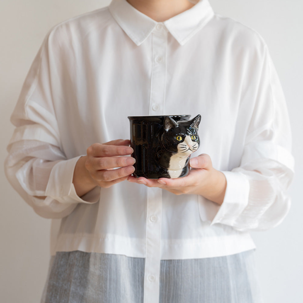 最終タグ有り！オススメ新品未使用！可愛い　マッキントッシュ　オフホワイト 最終タグ有り！オススメ新品未使用！可愛い マッキントッシュ オフホワイト