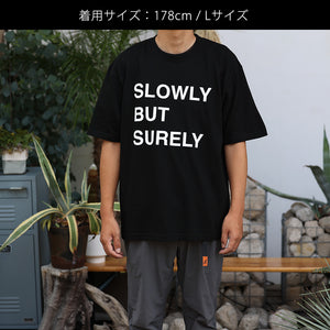 【MAG.オリジナル】Tシャツ SLOWLY BUT SURELY