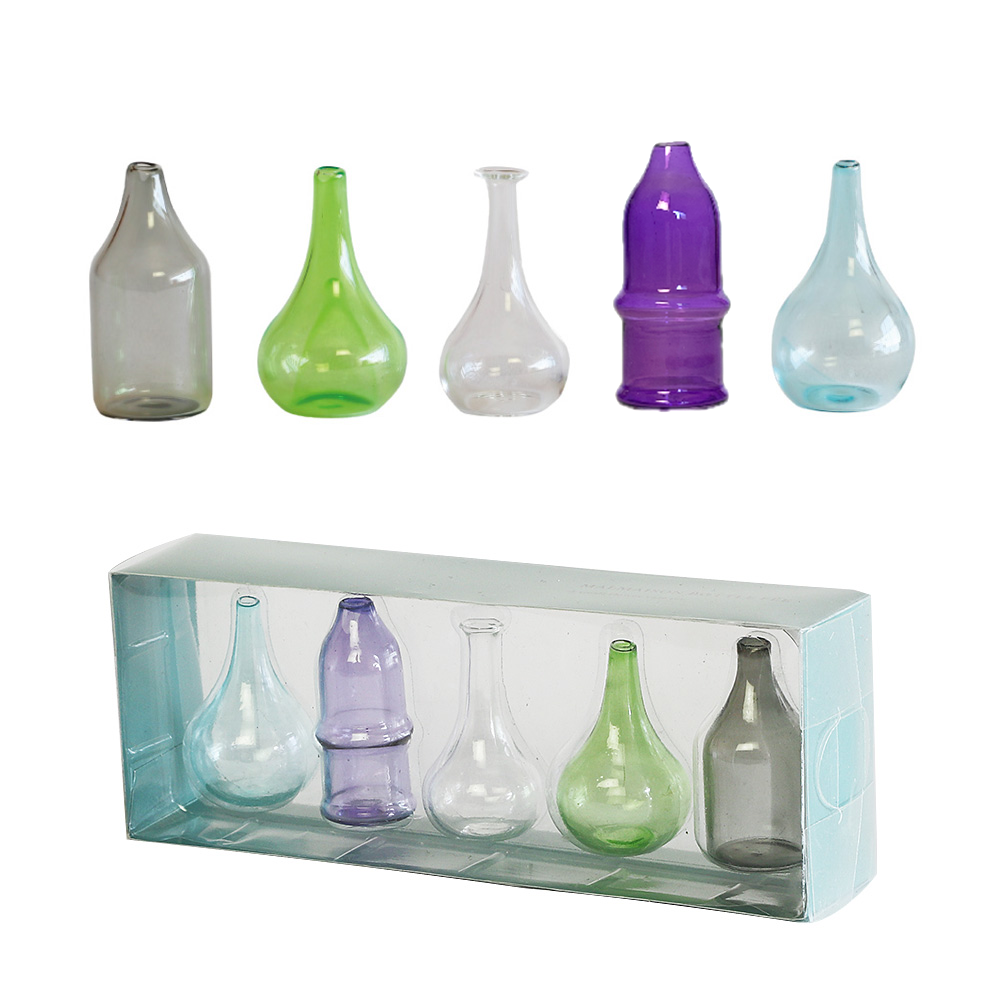 お花を最後まで余すことなく楽しめるミニチュアフラワーベース