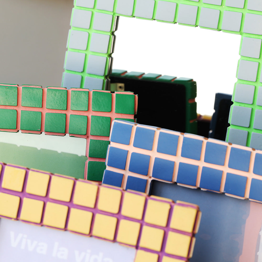 色彩の調和が美しいタイル風ミラー MEX MIRROR（エムイーエックス