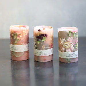 本物のカーネーションを閉じ込めた、華やかで上品なデザインのキャンドル MIMOSA Flower Candle Carnation