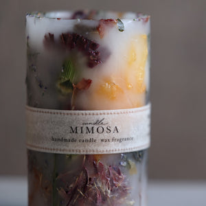 本物のカーネーションを閉じ込めた、華やかで上品なデザインのキャンドル MIMOSA Flower Candle Carnation