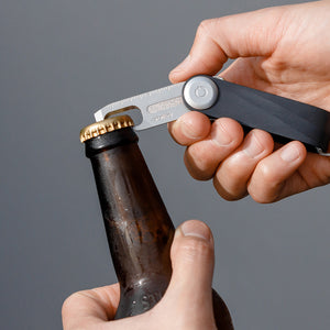 9つの機能が詰まったスリムな多目的ツール Multi Tool v2（マルチツール）