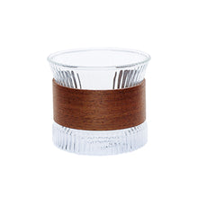 画像をギャラリービューアに読み込む, ウォルナット材のスリーブが温かい飲み物にも、冷たい飲み物にも似合う noon design cup mini（ヌーン デザインカップ ミニ）
