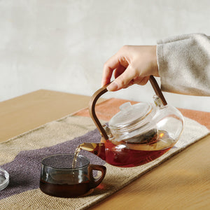 【予約商品】シンプルながらもどこか懐かしい雰囲気を感じさせるティーポット noon teapot roomy（ヌーン ティーポット ルーミー）