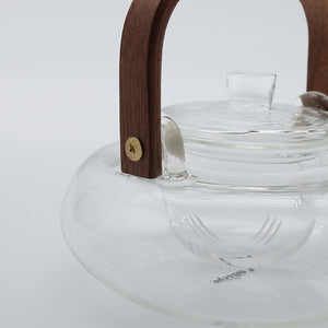 【予約商品】シンプルながらもどこか懐かしい雰囲気を感じさせるティーポット noon teapot roomy（ヌーン ティーポット ルーミー）