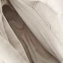 画像をギャラリービューアに読み込む, 必要な小物がすべて入るので、ちょっとした外出にちょうどいいサイズのバッグ OLEND MiniOna Soft Bag
